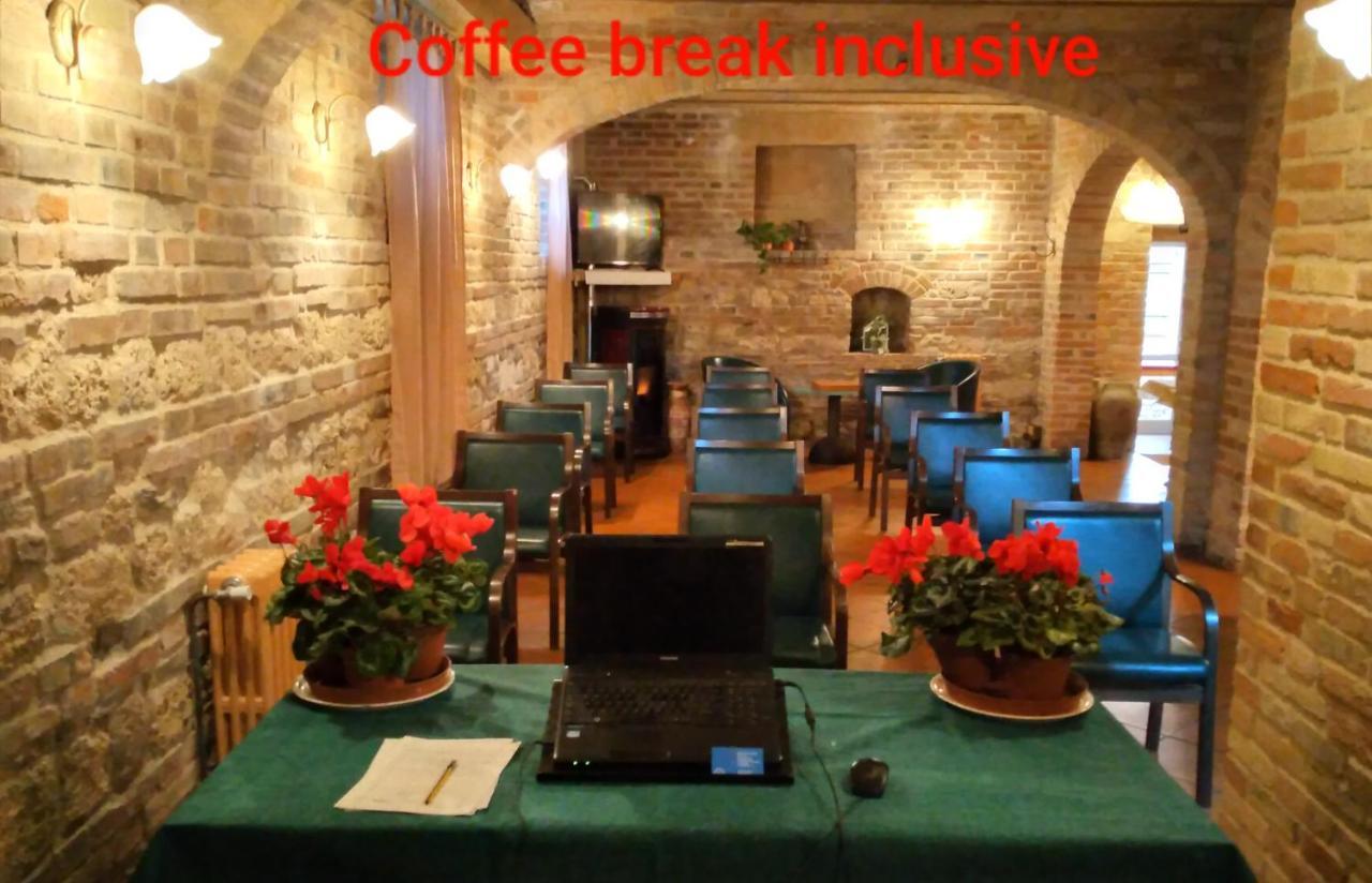 Hotel B&B Resort Fonte La Castellana Sarnano Eksteriør billede